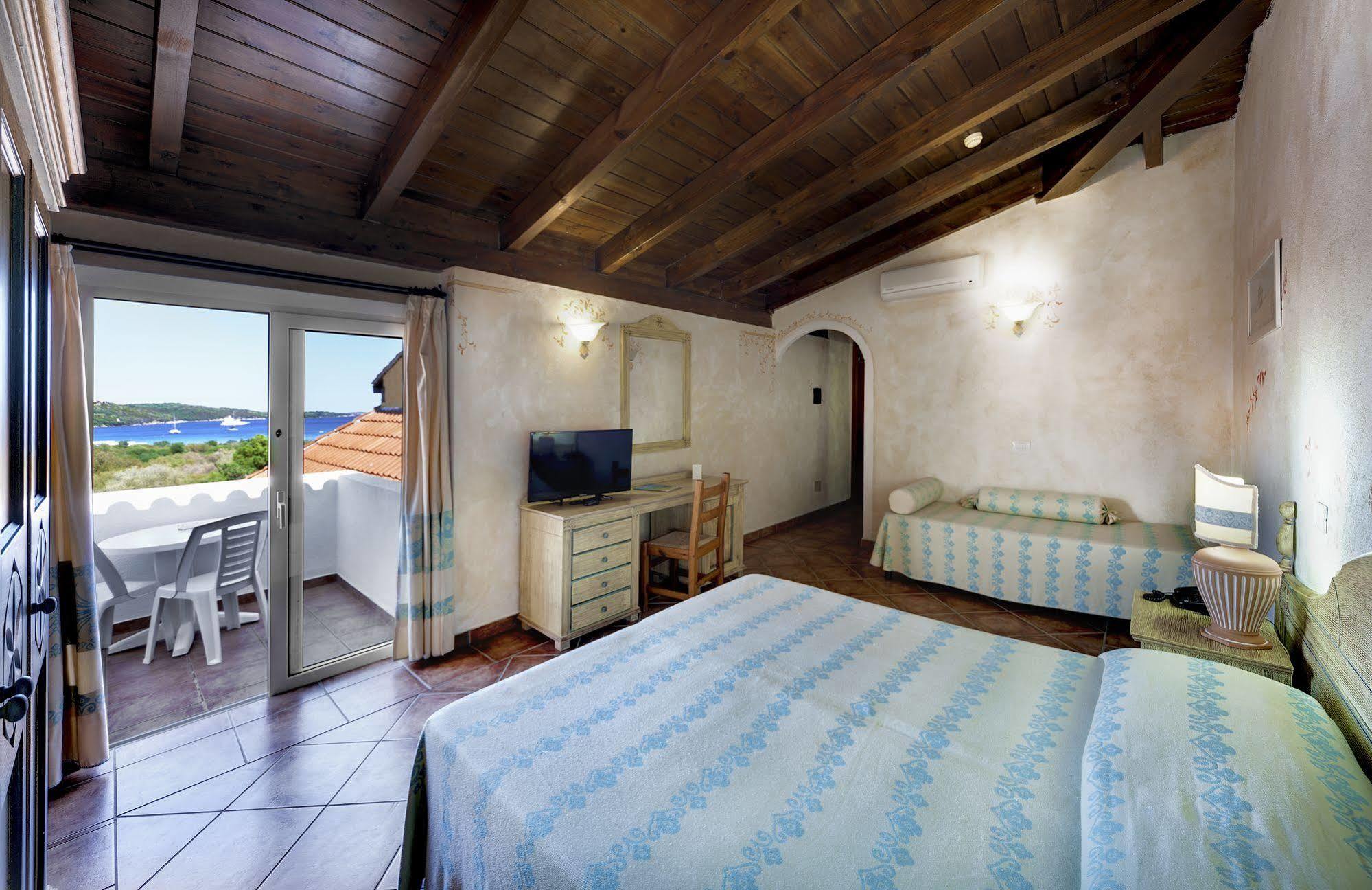 Colonna Beach Hotel Marinella Marinella  Eksteriør billede